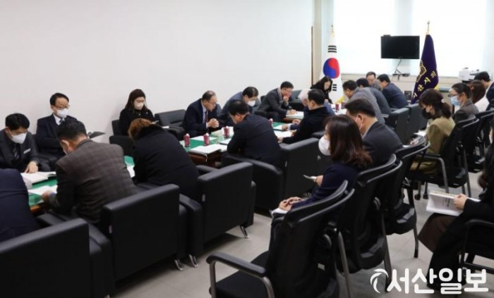 230207 서산시의회, 2월 의원정책간담회 개최 (1).JPG